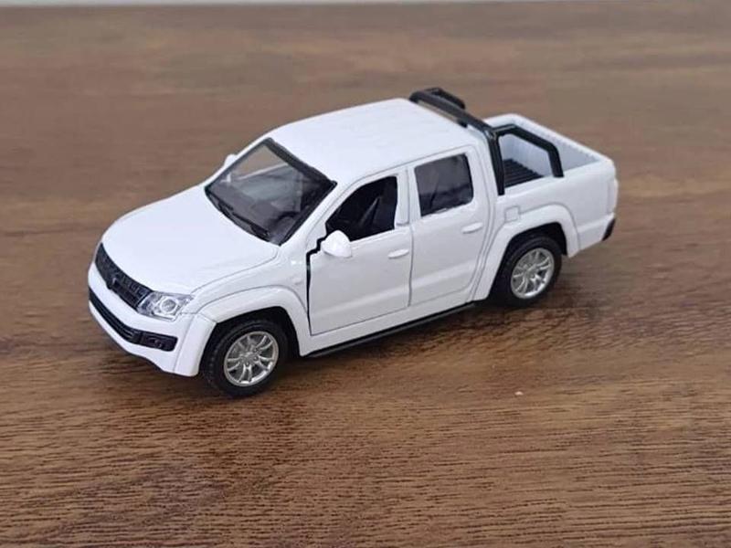 Imagem de Miniatura Amarok CD Toys 1/32 Metal e Fricção Branca