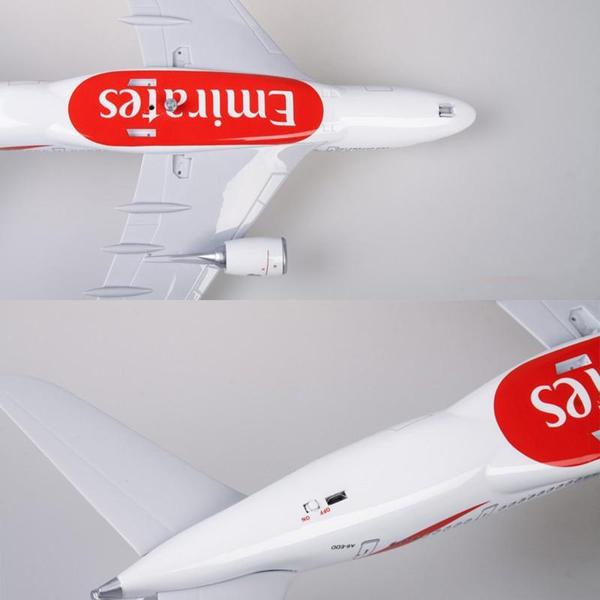 Imagem de Miniatura Avião Comercial Airbus A380 Emirates Versão Com Led - Escala 1/160