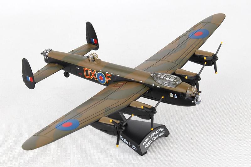 Imagem de Miniatura  avião guerra britânico daron raf lancaster 1/150