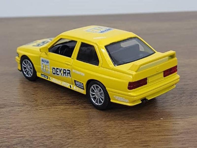 Imagem de Miniatura BMW Rally Stock Car Corrida 12 cm Metal e Fricção Amarelo