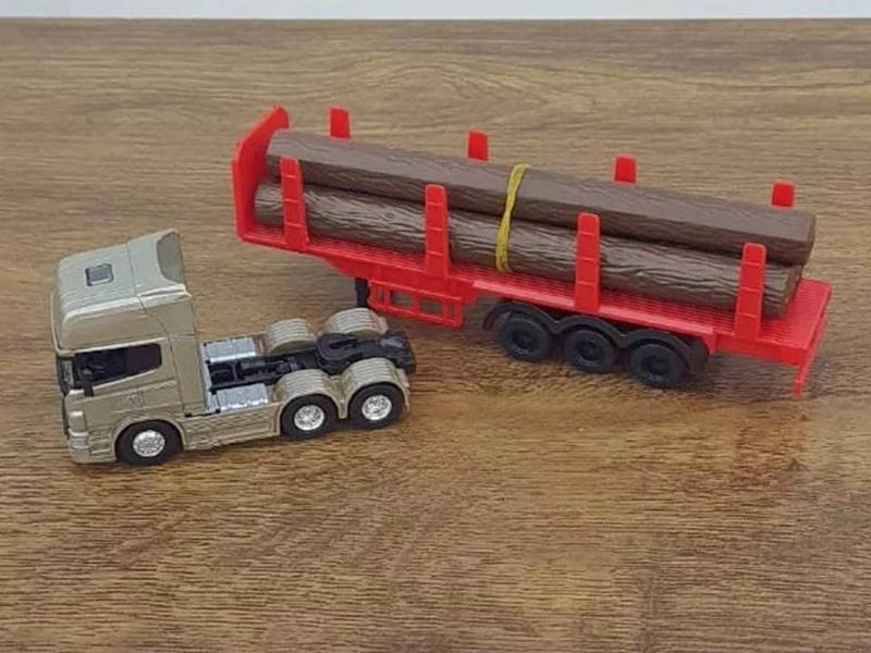 Imagem de Miniatura Caminhão Scania V8 R730 Trucado Carreta com Madeira Welly 1/64 Dourada