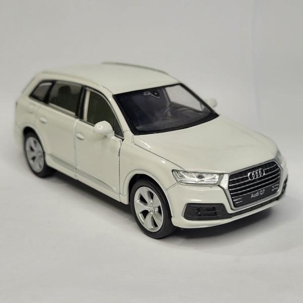 Imagem de Miniatura Carrinho de Ferro Audi Q7 Carro Brasileiro Coleção