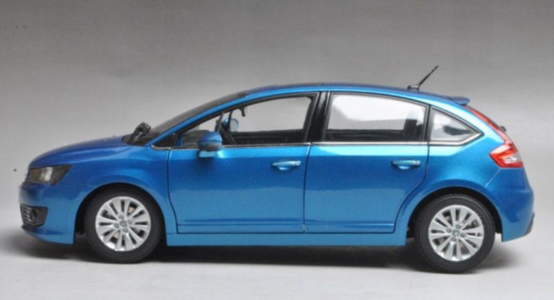 Imagem de Miniatura Carro Citroen C4 Hatch (2014) Escala 1/18