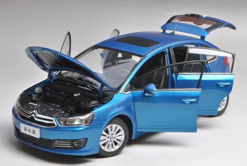 Imagem de Miniatura Carro Citroen C4 Hatch (2014) Escala 1/18