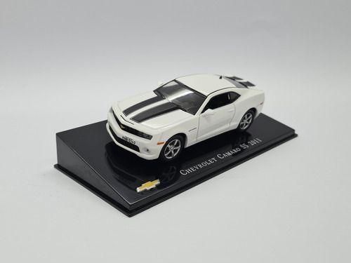 Imagem de Miniatura Chevrolet Camaro 2011 Branco Metal Scala 1:43