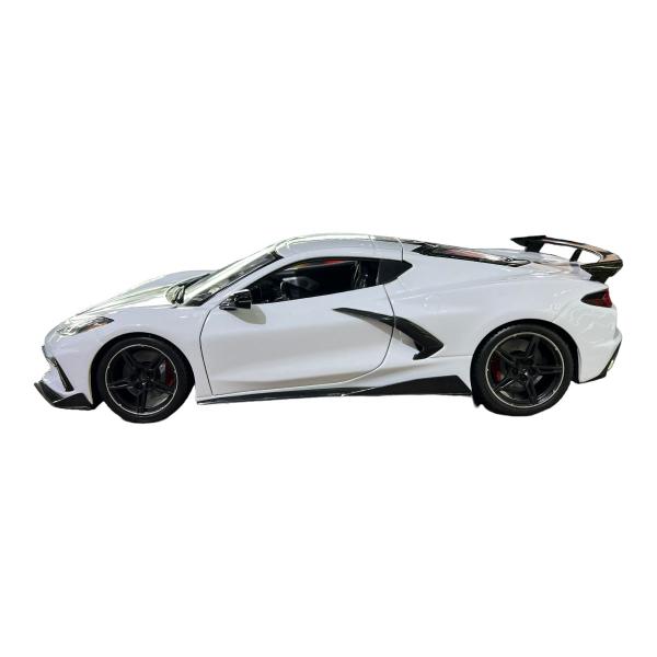 Imagem de Miniatura Chevrolet Corvette C8 Stingray Branco Maisto 1:18