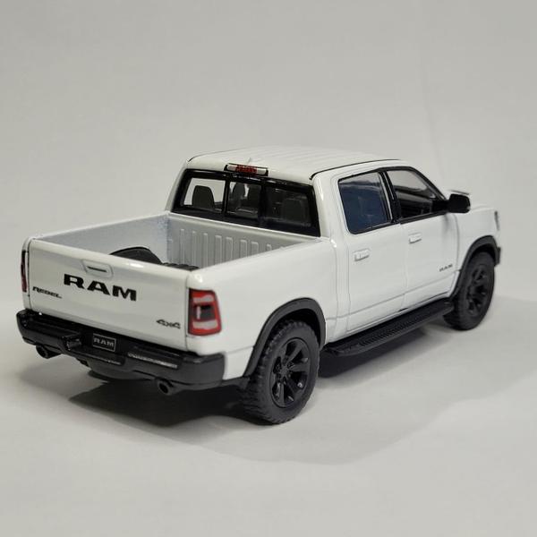 Imagem de Miniatura Dodge Ram 1500 2019 Escala 1:46 Metal(BR)