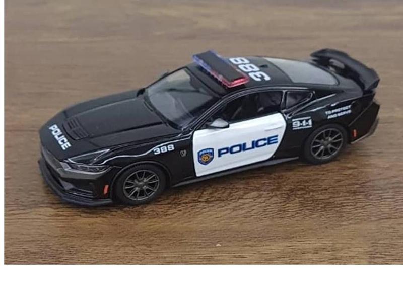 Imagem de Miniatura Ford Mustang Dark Horse 2024 Kinsmart 1:38 Metal e Fricção Preto Policia