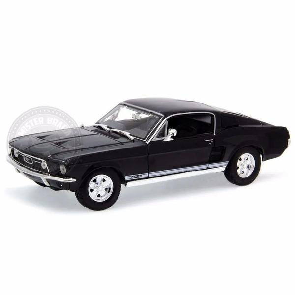 Miniatura Ford Mustang Gta Fastback 1967 Preto Maisto 1/18 Imagem de Miniatura Ford Mustang Gta Fastback 1967 Preto Maisto 1/18