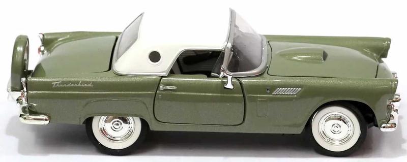 Miniatura Ford Thunderbird 1956 Verde Com Branco 1/24 - Motormax Imagem de Miniatura Ford Thunderbird 1956 Verde Com Branco 1/24