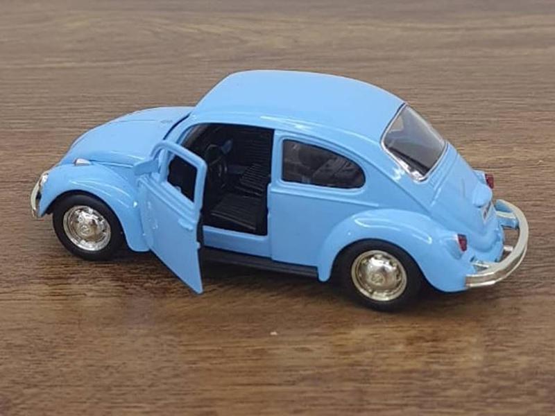 Imagem de Miniatura Fusca 1967 RMZ City 1/32 Metal e Fricção Azul Bebê