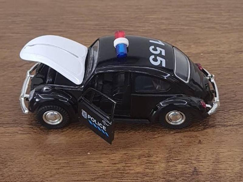 Imagem de Miniatura Fusca Policia 155 Escala 1/32 Metal e Fricção Preto