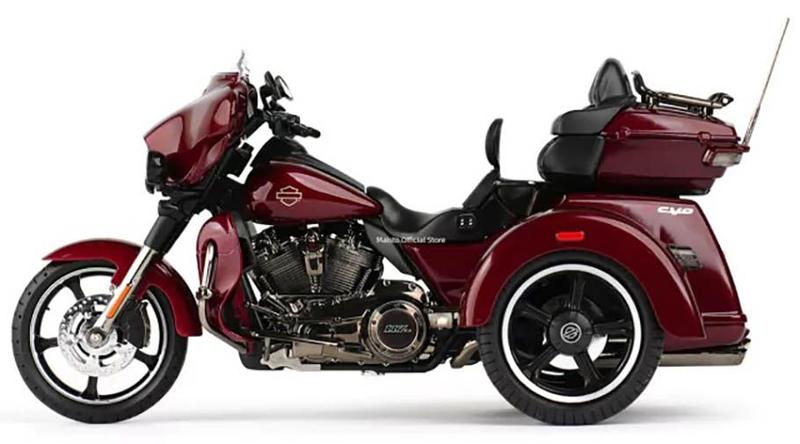 Imagem de Miniatura Harley Davidson CVO Tri glide 2021 Maisto 1/12