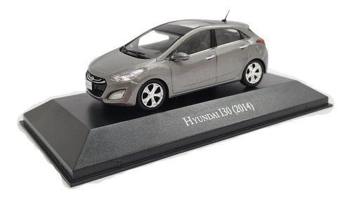 Imagem de Miniatura Hyundai I30 2014 Cinza Metal Coleção 1:43