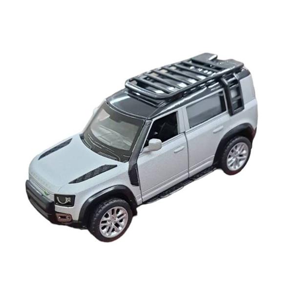 Imagem de Miniatura Land Rover Defender 110 Real 1:43 Metal e Fricção Prata