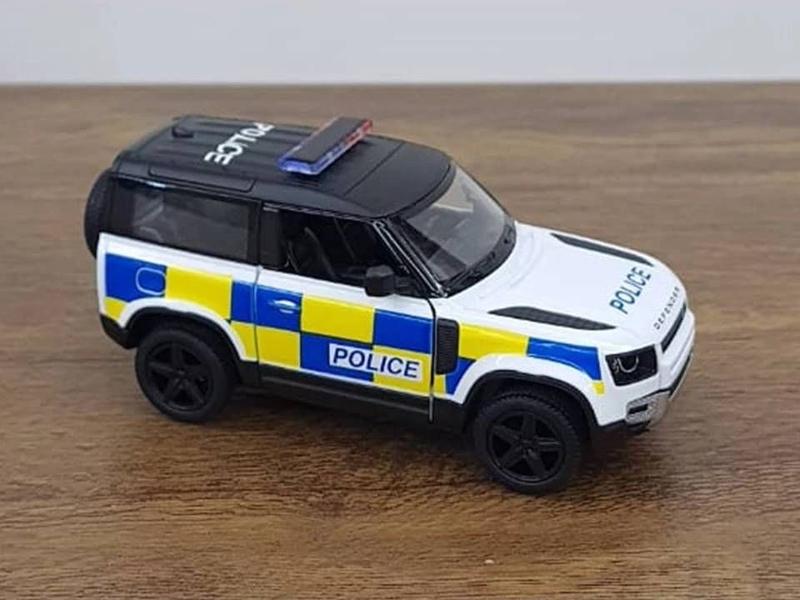 Imagem de Miniatura Land Rover Defender 90 kinsmart 1/36 Metal e Fricção Branco Policia