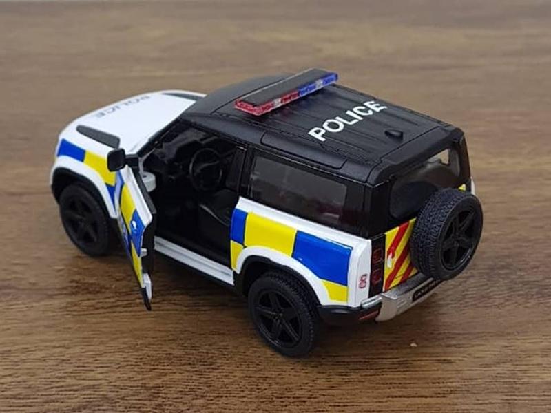 Imagem de Miniatura Land Rover Defender 90 kinsmart 1/36 Metal e Fricção Branco Policia