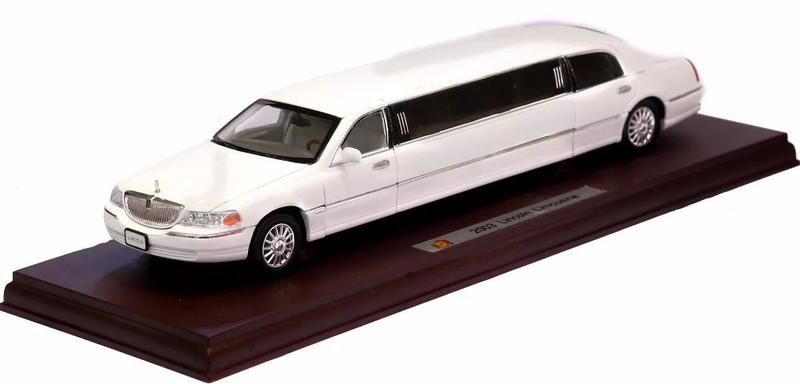 Imagem de Miniatura Limousine Lincoln Town Car 2003 Branca 1/24