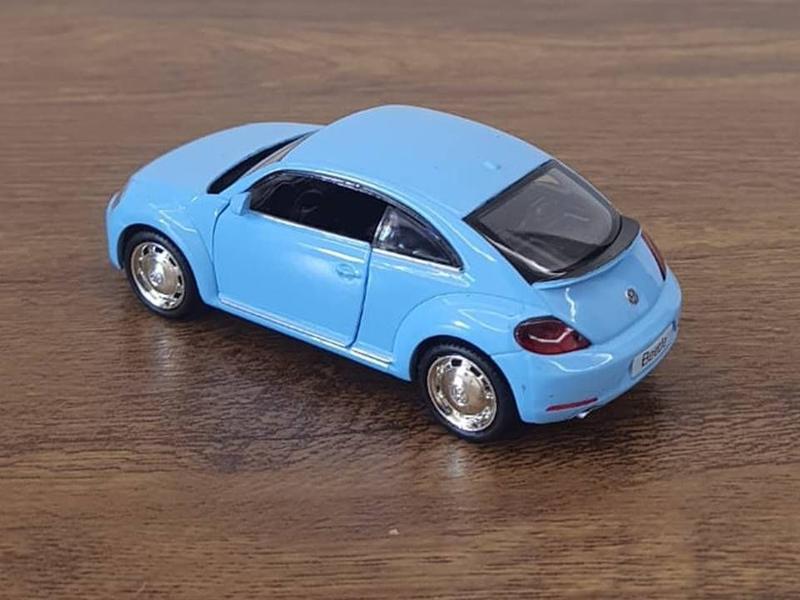 Imagem de Miniatura New Beetle Fusca 2012 RMZ 1/32 Metal e Fricção Azul Bebe