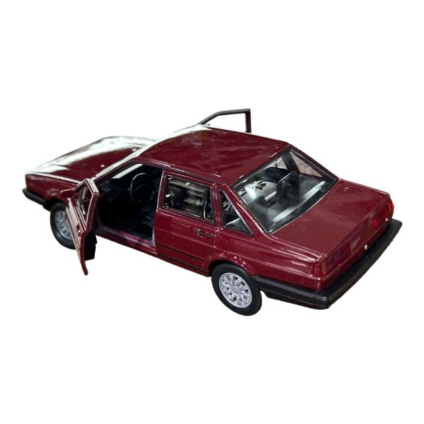 Imagem de Miniatura Volkswagen Santana Bordô Welly 1:38