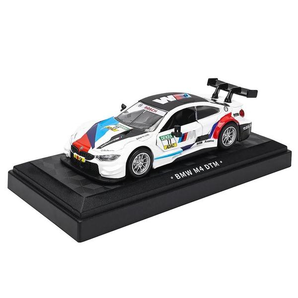 Imagem de Miniaturas de Carros em Escala 1:43 - BMW M6 GT3, Lamborghini, Maserati, McLaren, Land Rover, Mercedes-Benz