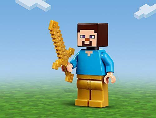 Imagem de Minifigura LEGO Minecraft - Steve com pernas douradas, espada dourada e tela lateral