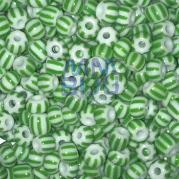 Imagem de Missangão rajado 6/0 -Verde Claro com branco  - ref 9 Mm biju