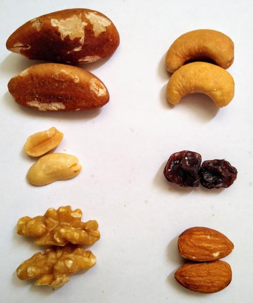 Mix Nuts (mix de castanhas), com 500g (embalado á vácuo). - Dosevita Imagem de Mix Nuts (mix de castanhas), com 500g (embalado á vácuo).