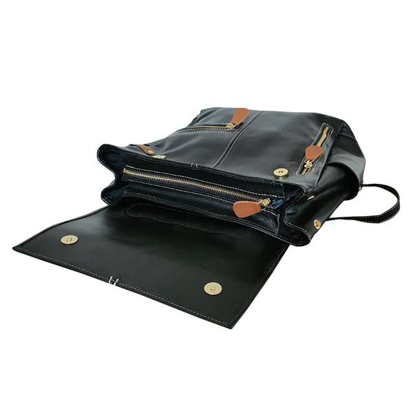 Mochila Bolsa Blogueira Feminina De Couro Com Alça De Mão (T - Marcati Couros Imagem de Mochila Bolsa Blogueira Feminina De Couro Com Alça De Mão (T