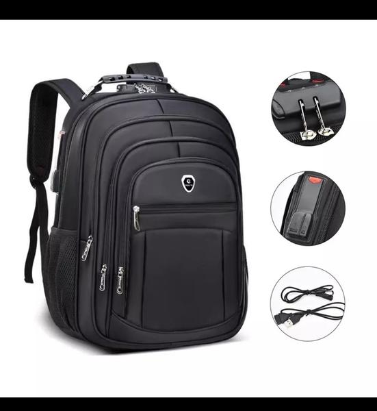 Imagem de Mochila Resistente Executiva Unisex Notebook Impermeável com saída USB e Fone de Ouvido