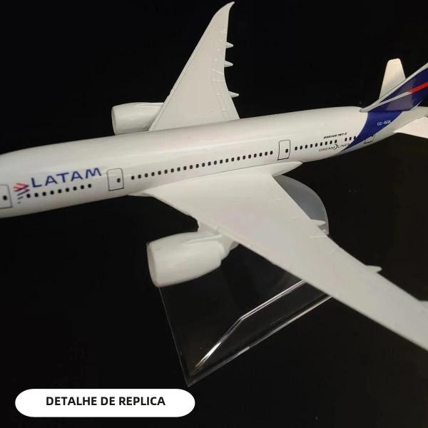 Imagem de Modelo de Avião Boeing Airbus B787 - Réplica de Metal (15cm) para Decoração