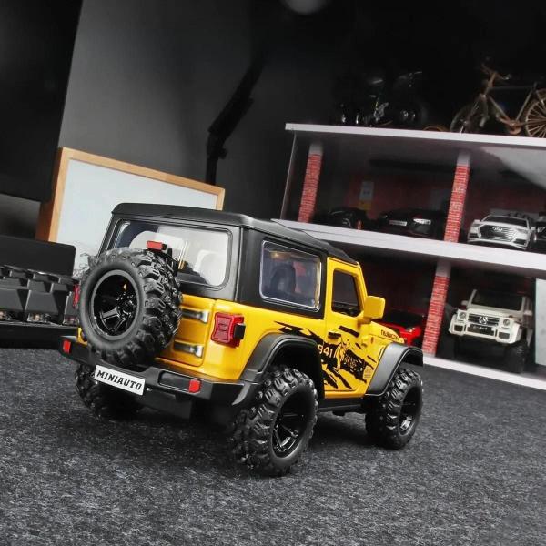 Imagem de Modelo de Carro de Brinquedo Off-Road Wrangler - Escala 1/32 - Liga de Metal - 7 Portas