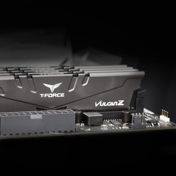 Imagem de Módulo de memória RAM TEAMGROUP T-Force Vulcan Z 16GB (2x8GB)