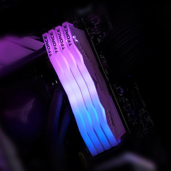 Imagem de Módulo de memória TEAMGROUP T-Force Delta RGB DDR5 32GB (2x16GB)