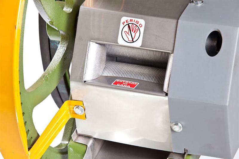 Moenda Garapeira Engenho de Cana B200 Inox Botini 220v Imagem de Moenda Garapeira Engenho de Cana B200 Inox Botini 220v