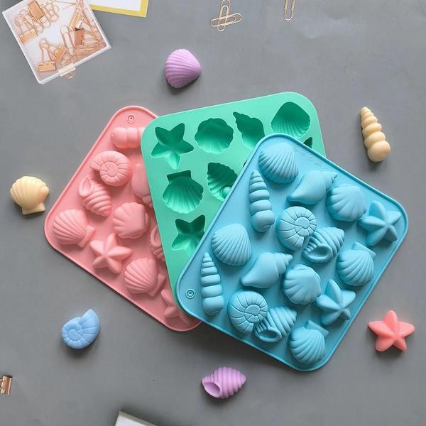 Imagem de Molde de Silicone com 16 Cavidades para Pudim, Sorvete, Bolo e Doces