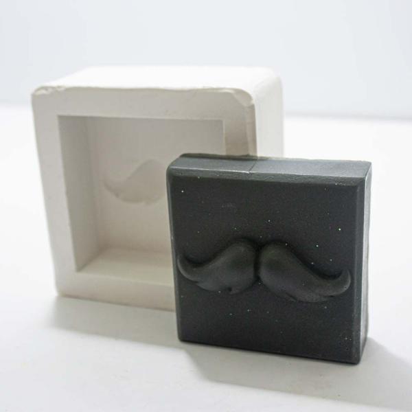 Molde Silicone Bigode - IB Imagem de Molde Silicone Bigode