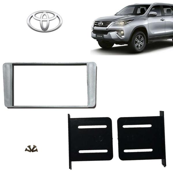 Imagem de Moldura de Rádio 2 Din Prata Toyota Hilux 2010