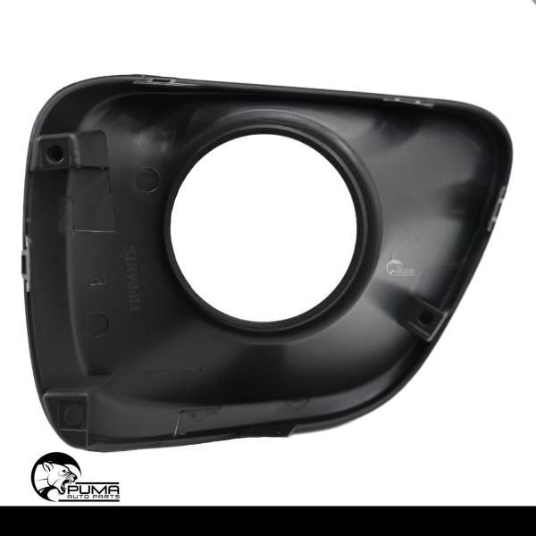 Imagem de Moldura Farol Milha Fiat Mobi 2021 2022 2023 Preto Com Furo