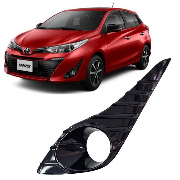 Imagem de Moldura MIlha Yaris Hatch 2019 2020 2021 2022 Black Piano Lado Esquerdo Original