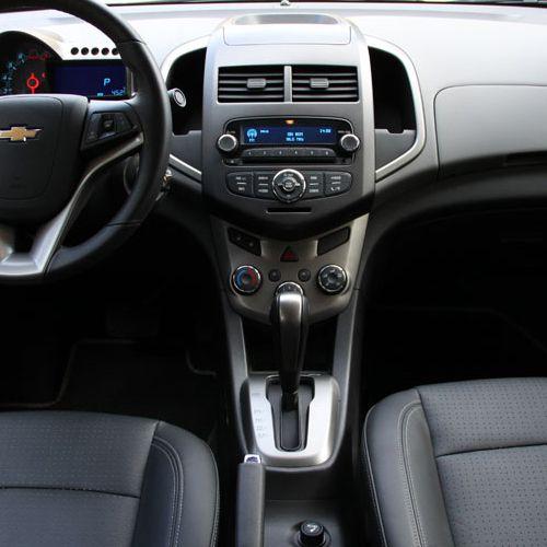 Imagem de Moldura Painel Central 2 Din Dvd Sonic Hatch Sedan 2012 à 2015 Cinza Grafite Expex Epx Gm-580