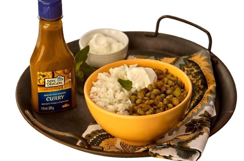 Molho Curry Tipo Indiano Blue Dragon 175Ml Sakura Imagem de Molho Curry Tipo Indiano Blue Dragon 175Ml Sakura