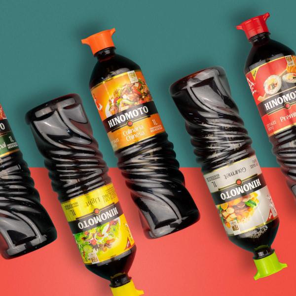 Molho shoyu hinomoto culinaria chinesa 1 litro sem glúten Imagem de Molho shoyu hinomoto culinaria chinesa 1 litro sem glúten