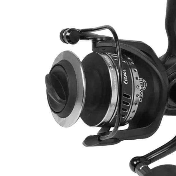 Imagem de Molinete de Pesca Okuma Cedros Cj-6000h 12okcj6000h 6+1 rolamentos 5.8:1 drag 15kg