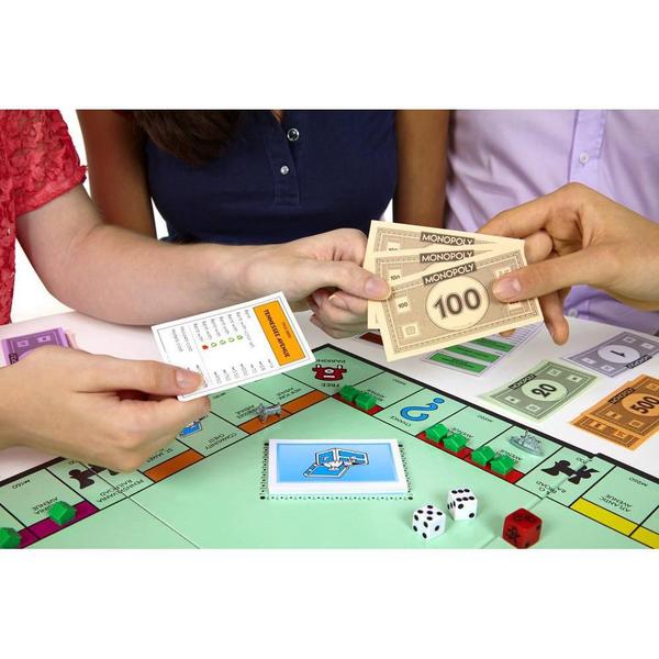 Imagem de Monopoly O Jogo Original de Compra e Venda de Propriedades em Português Hasbro C1009