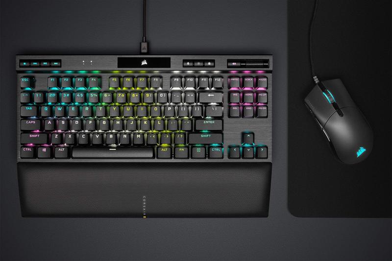 Imagem de Mouse para jogos CORSAIR SABRE RGB PRO CHAMPION Series 74g