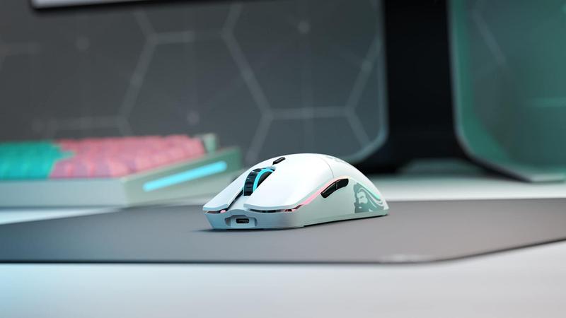 Imagem de Mouse para jogos Glorious Model O Wireless Superlight 69g RGB