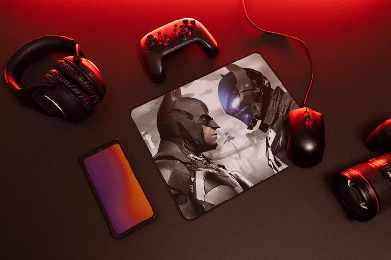 Imagem de Mousepad Batman vs Batman