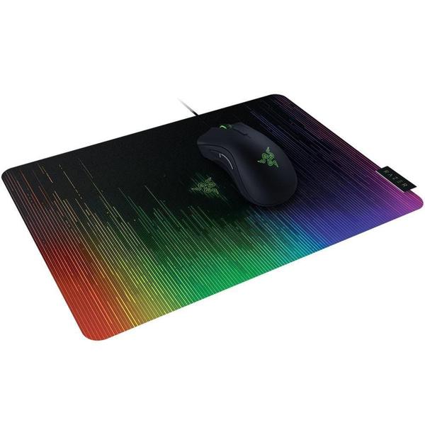 Imagem de Mousepad Gamer Razer Sphex V2, Control, Médio (355x254mm)  - RZ02-01940100-R3U1