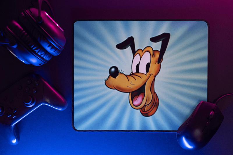 Imagem de Mousepad Pluto Modelo 4